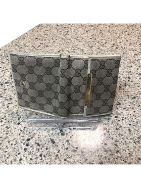 Gucci Canvas Monogram Wallet Vintage GUC